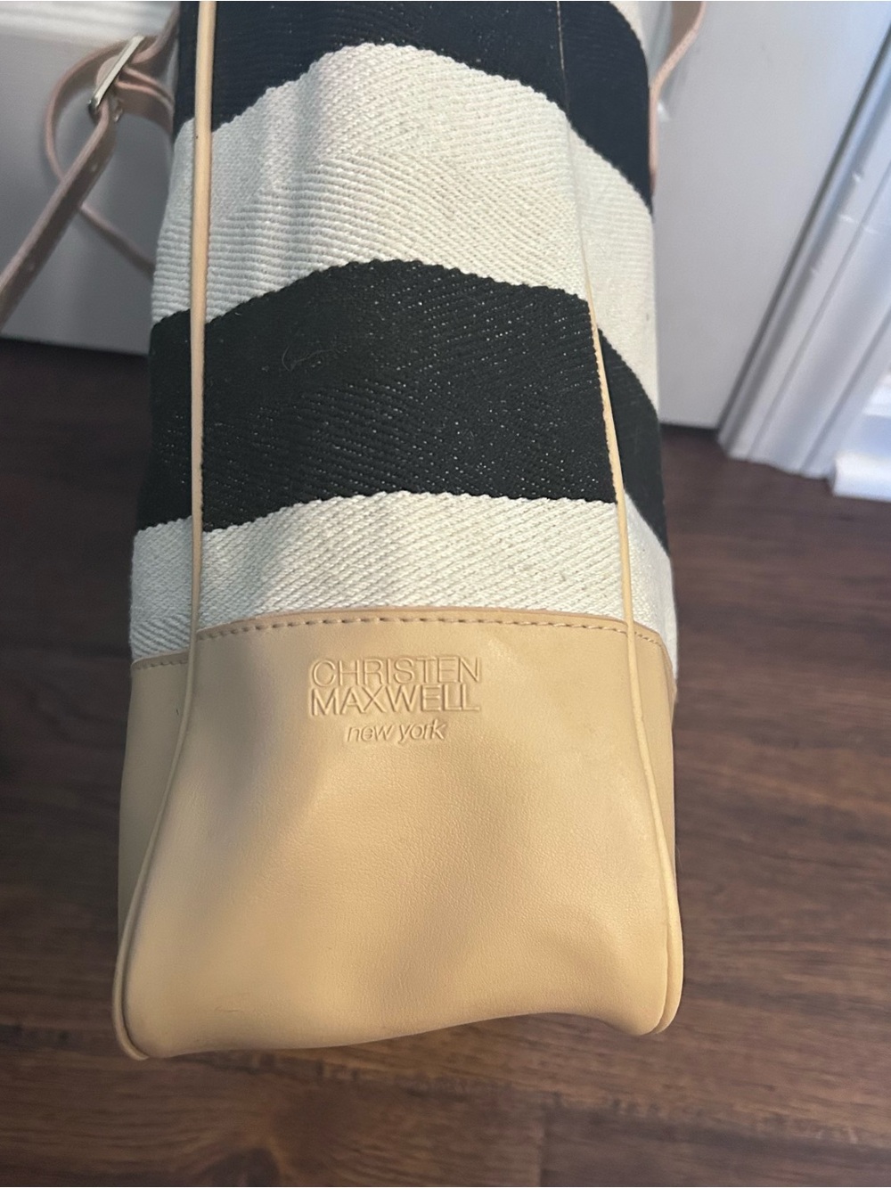Christian Maxwell New York Cabana Tote Black White Canvas Faux Leather Bottom - Picture 6 of 10